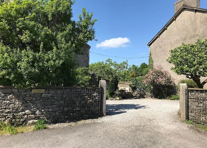 Pear Tree Barn * Crooklands